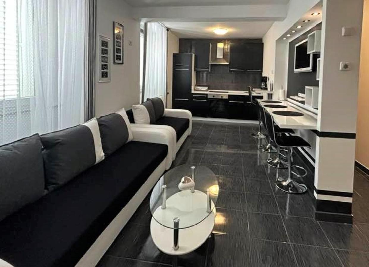 Apartment Decumana Krk Town Buitenkant foto